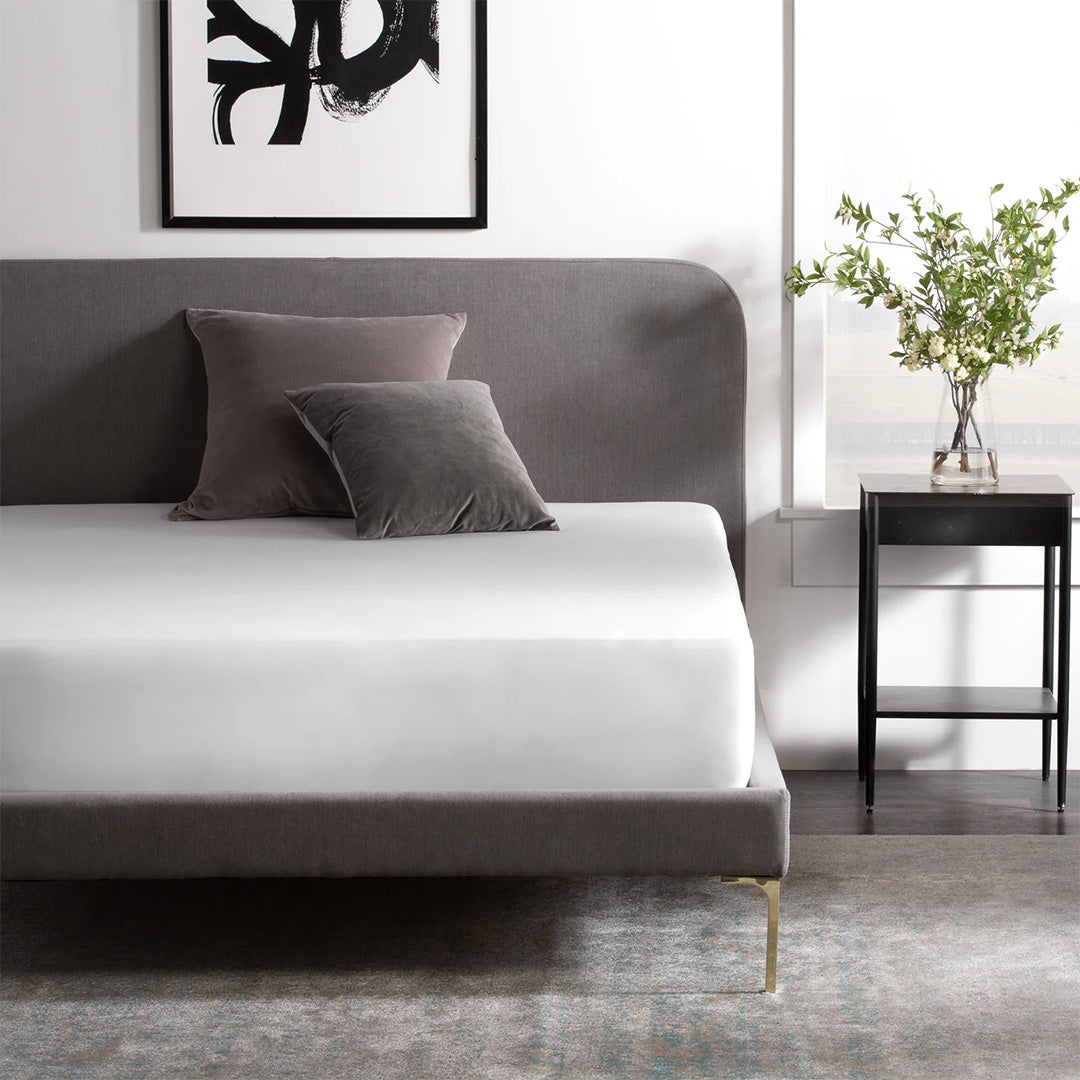 Weekender Jersey Encasement Mattress Protector by Malouf